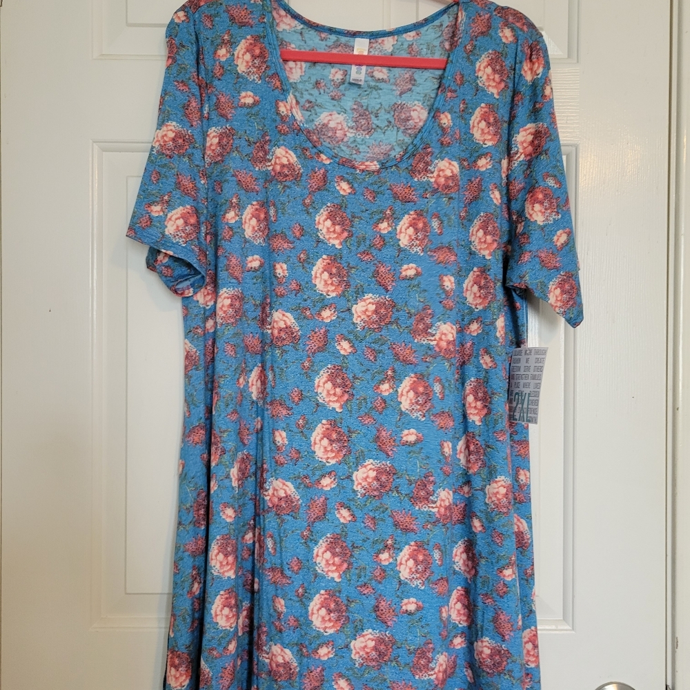 Womens Plus 2X Luluaroe Perfect T